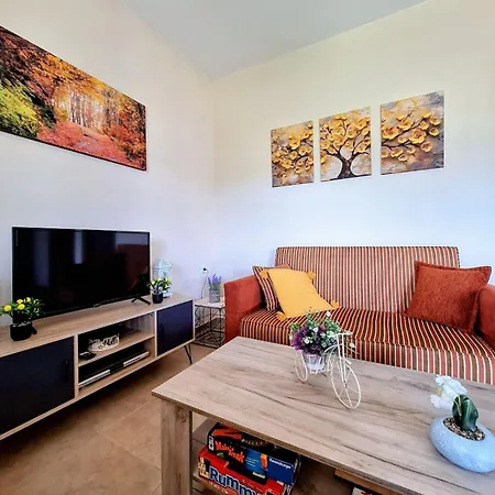 Lemon Tree House Skala Marion