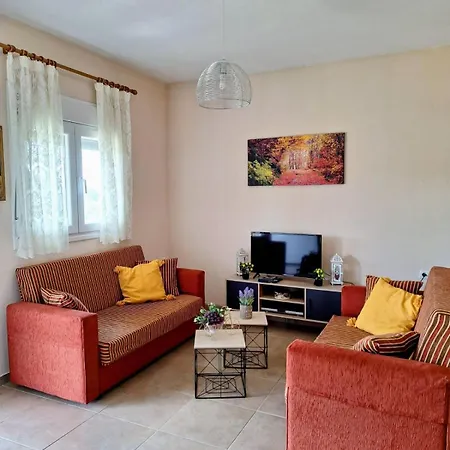 Lemon Tree House Holiday home *